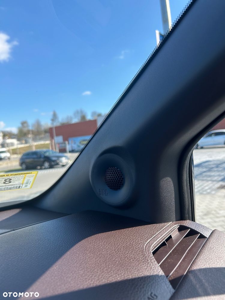 Toyota Sienna - 32