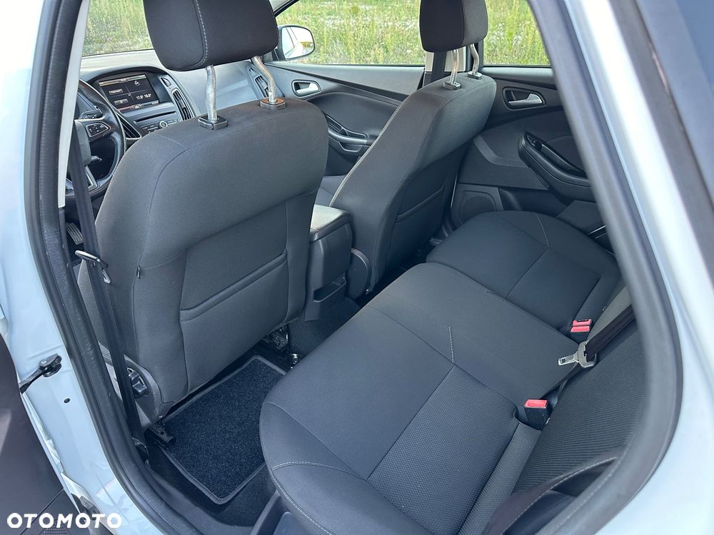 Ford Focus 1.5 TDCi ECOnetic 88g Start-Stopp-System Business - 15