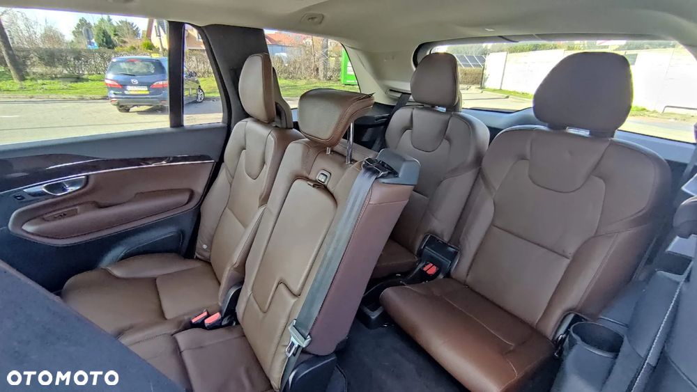 Volvo XC 90 T6 GPF AWD Momentum 7os - 31