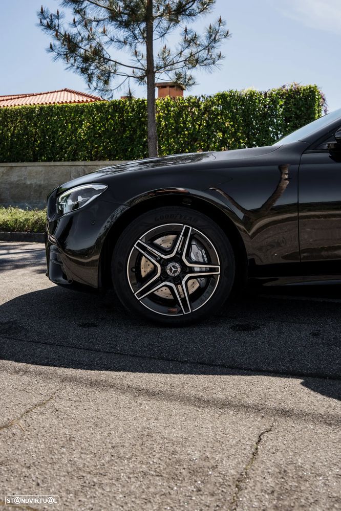 Mercedes-Benz E 300 de 4Matic 9G-TRONIC AMG Line - 12
