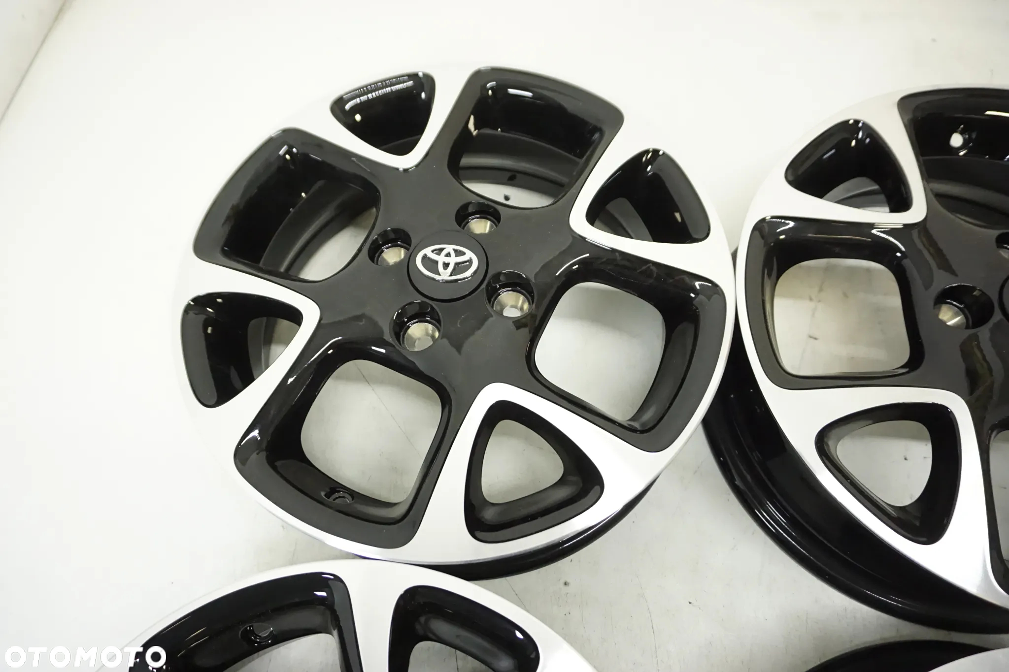 FELGI ALUMINIOWE 15 TOYOTA YARIS II-III COROLLA IQ  ET39 - 3