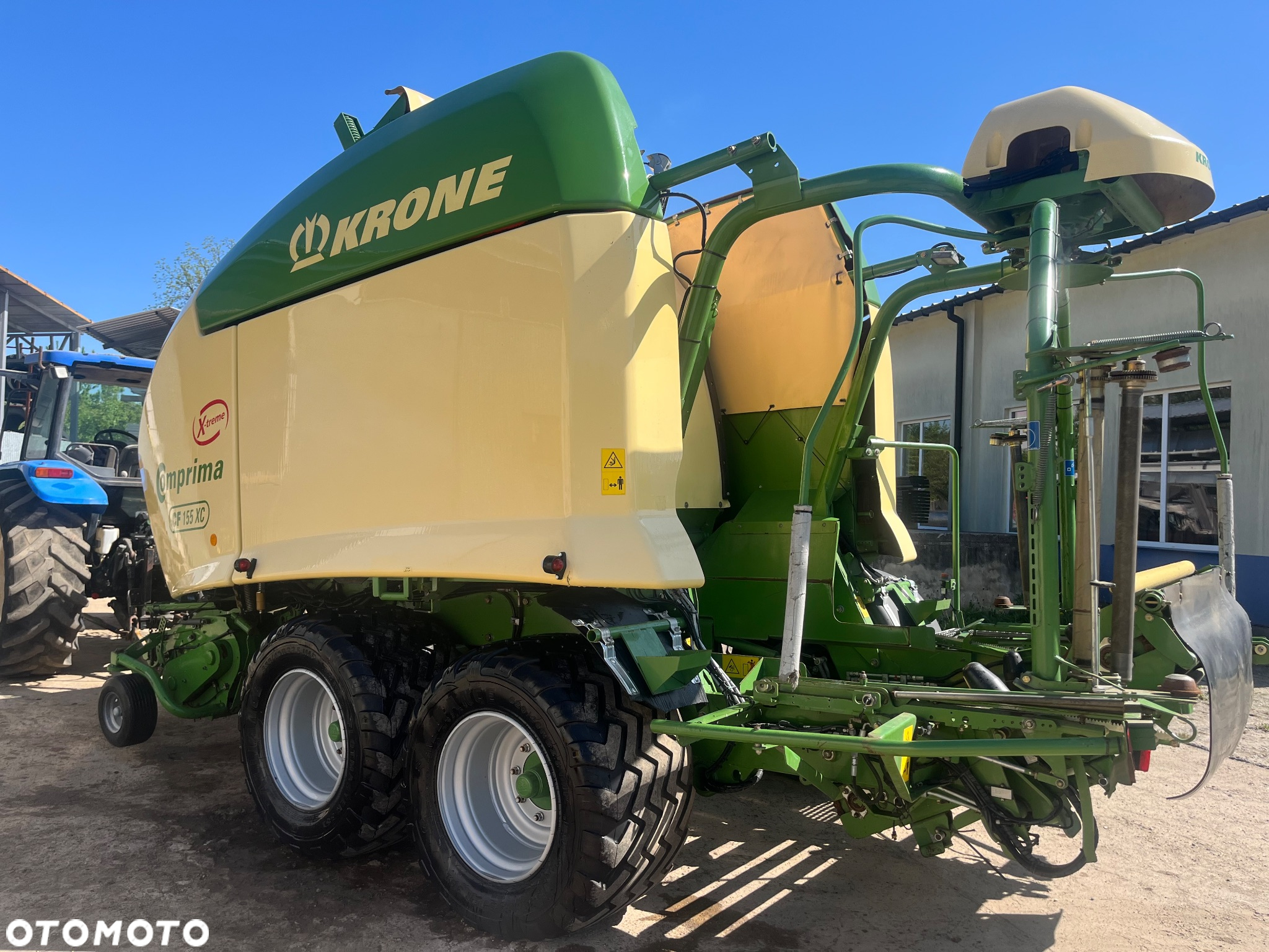 Krone Cf 155 combi xtreme fabrycznie mocniejsza prasa na długie prace w polu - 16