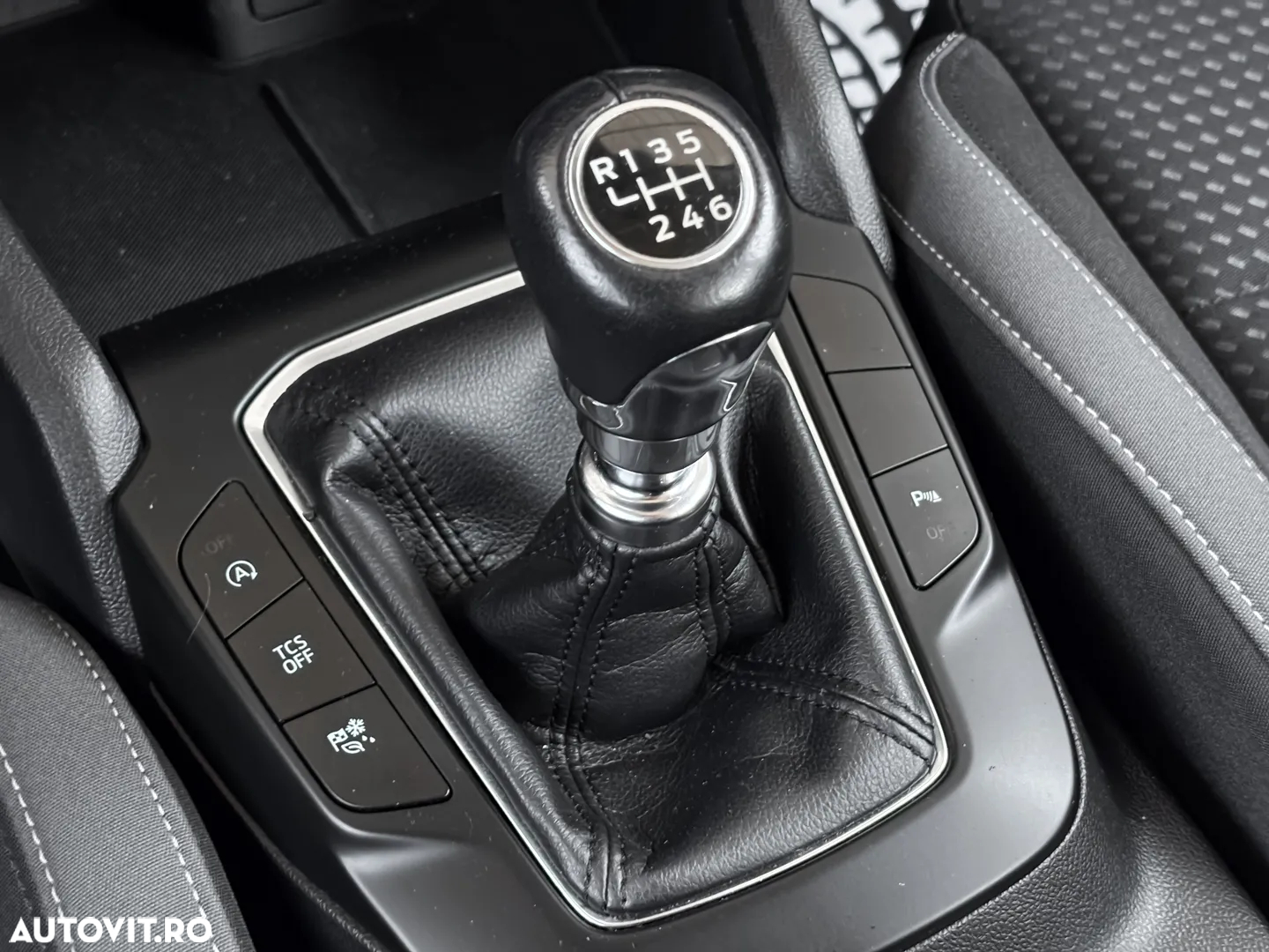 Ford Focus - 17