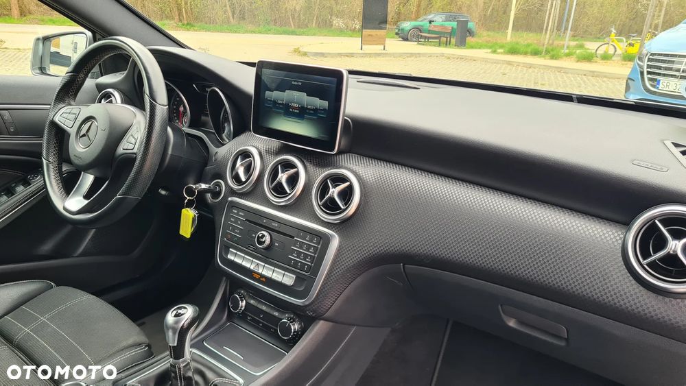 Mercedes-Benz Klasa A 200 (BlueEFFICIENCY) Urban - 10