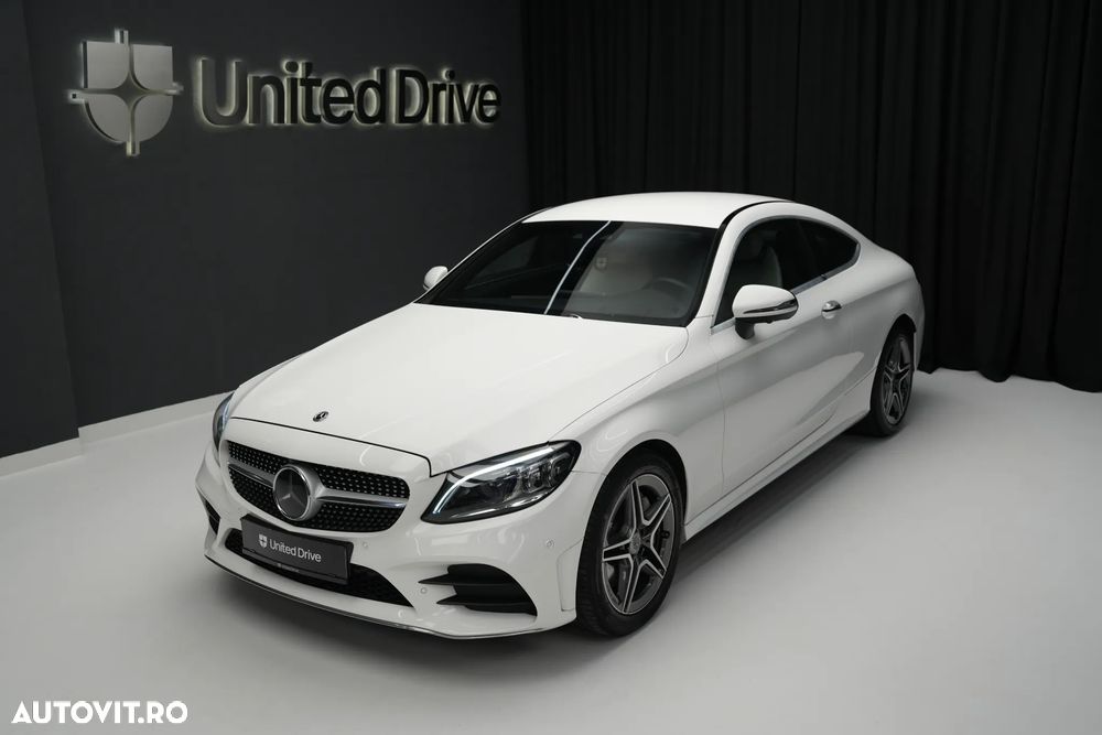 Mercedes-Benz C 400 4MATIC Coupe - 2