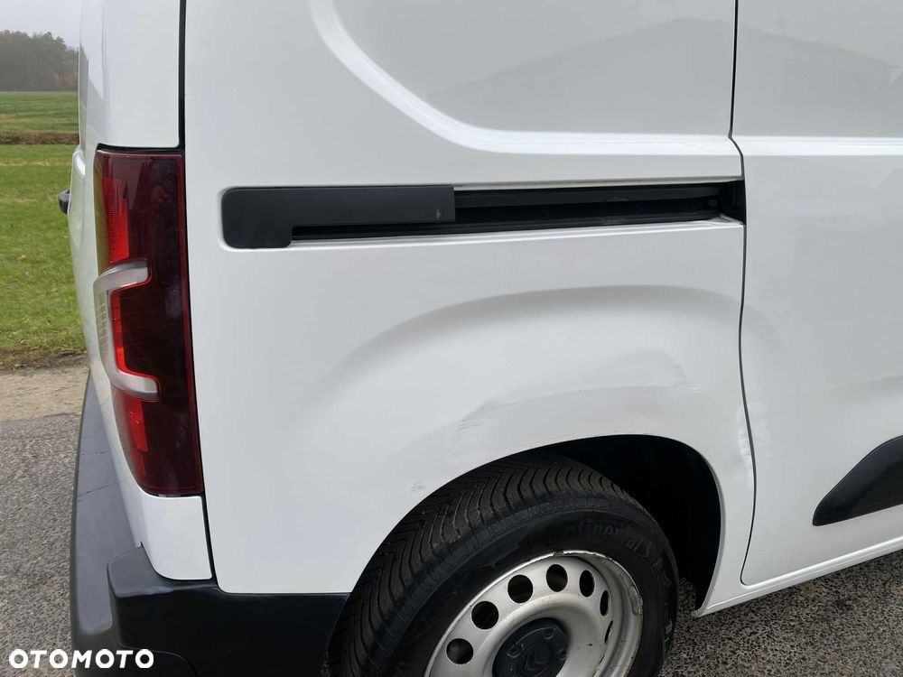 Citroën BERLINGO * 1.5 BleuHDI 130KM * AUTOMAT * - 27