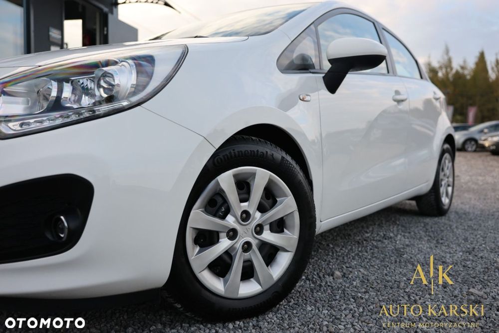 Kia Rio - 17