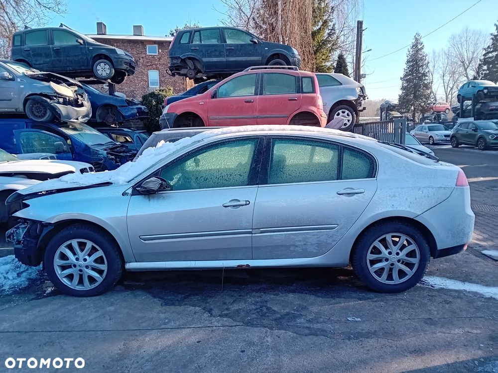 *RENAULT LAGUNA III* Samochód na części - 1
