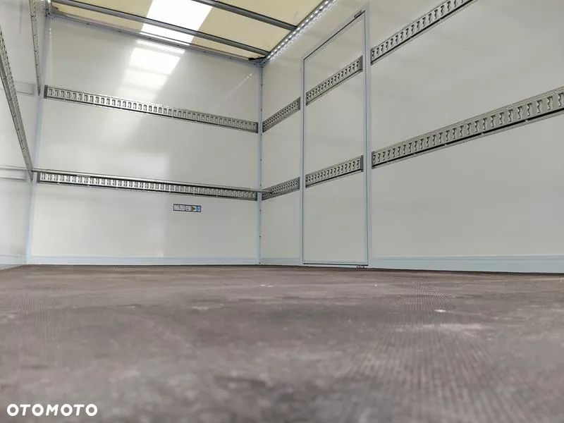 Renault Master Kontener Transportowy 9EP + Winda 750 KG - 9