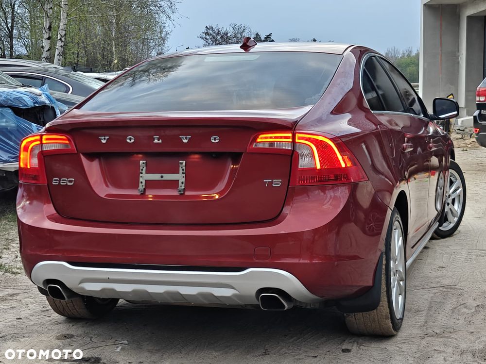 Volvo S60 2.5 T5 - 11