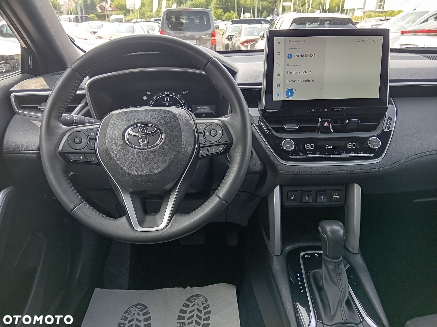 Toyota Corolla Cross - 13