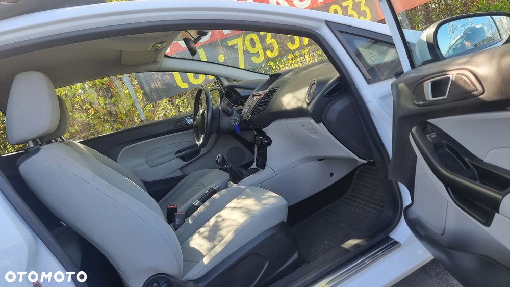 Ford Fiesta 1.5 TDCi Ambiente - 7