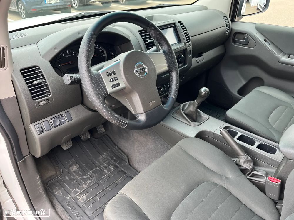 Nissan Navara XE - 12
