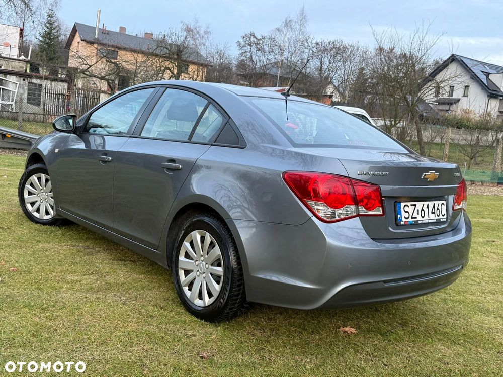 Chevrolet Cruze - 2