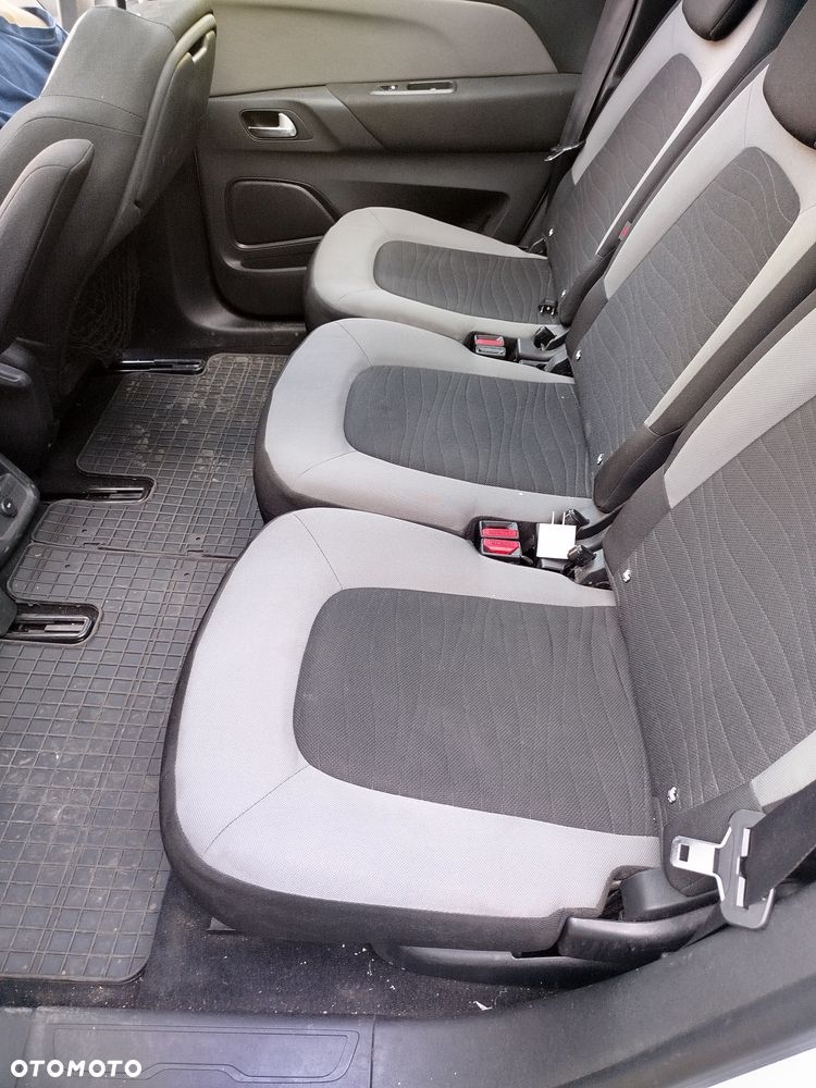 Citroën C4 Picasso - 8