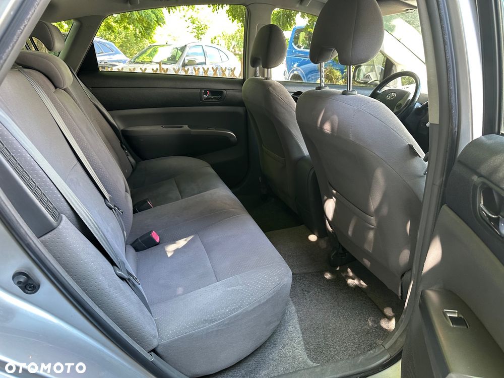 Toyota Prius 1.5 VVT-i Sol - 8