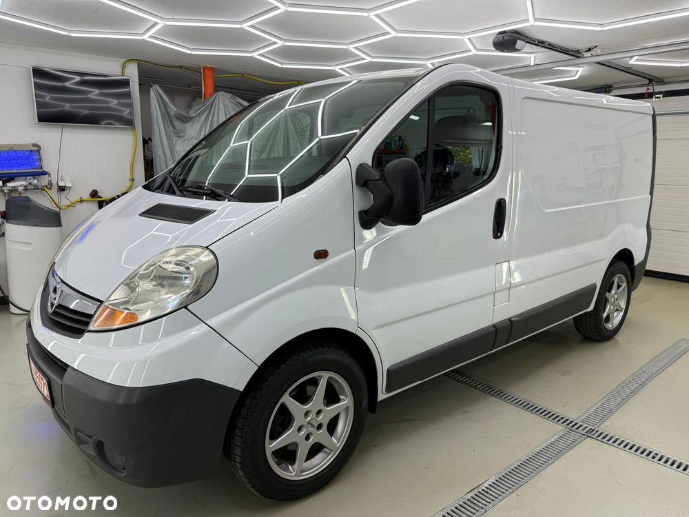 Opel Vivaro - 31