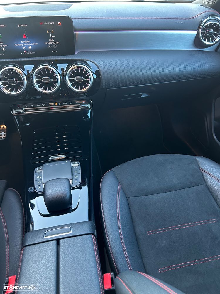 Mercedes-Benz CLA 250 e 8G-DCT AMG Line - 16