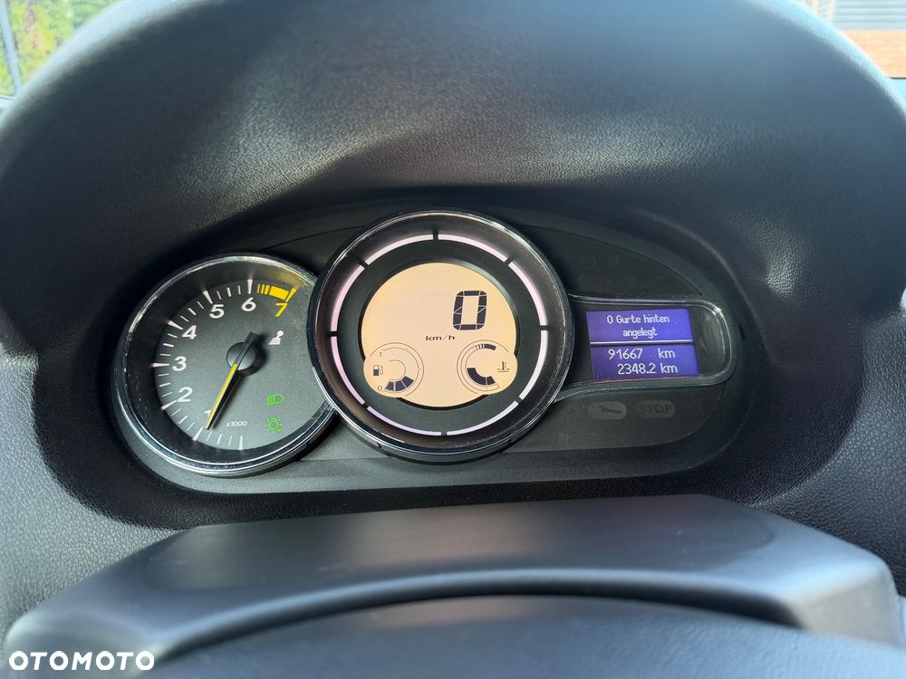 Renault Megane 1.6 16V 110 LIMITED - 22