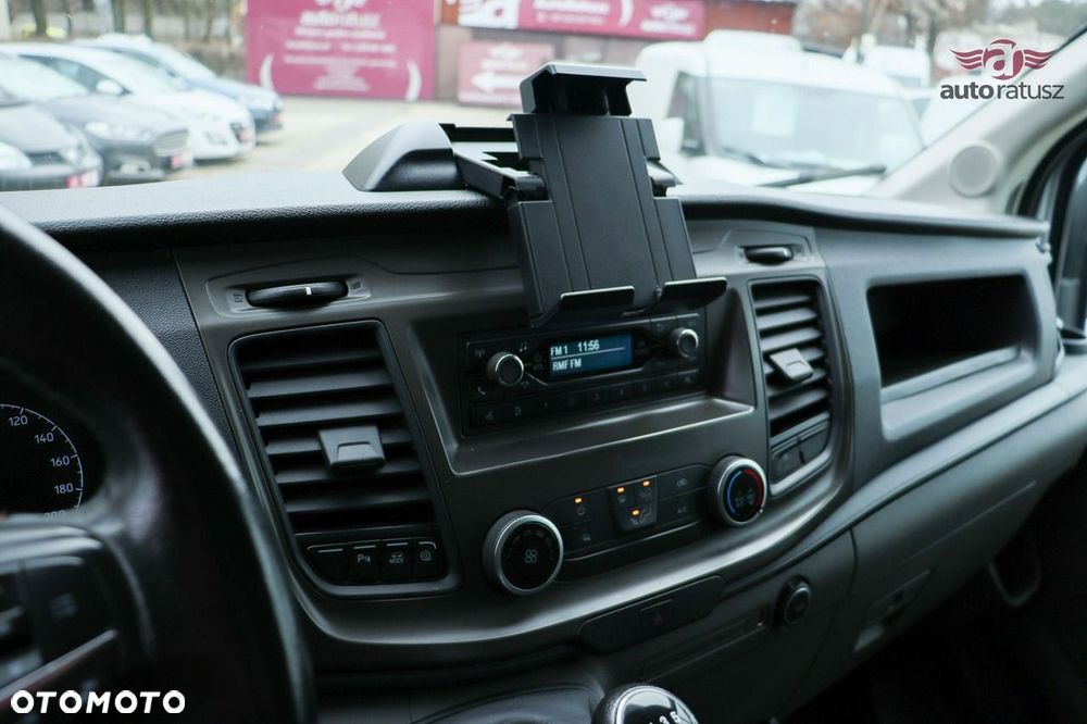 Ford Transit - 25