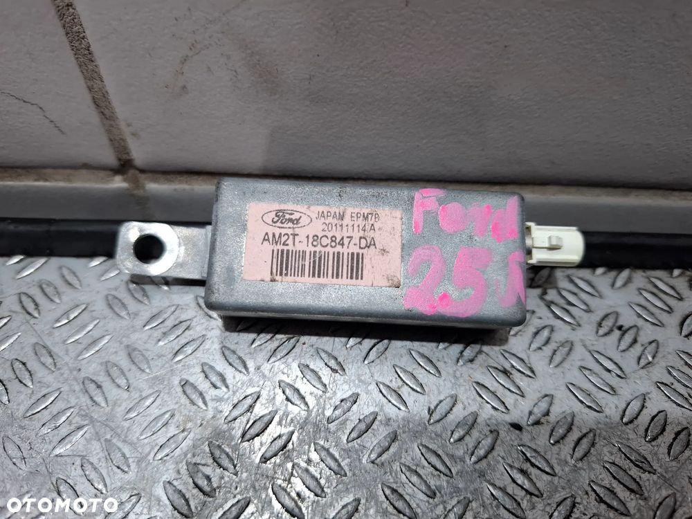 Wzmacniacz anteny Ford nr AM2T18C847DA - 1