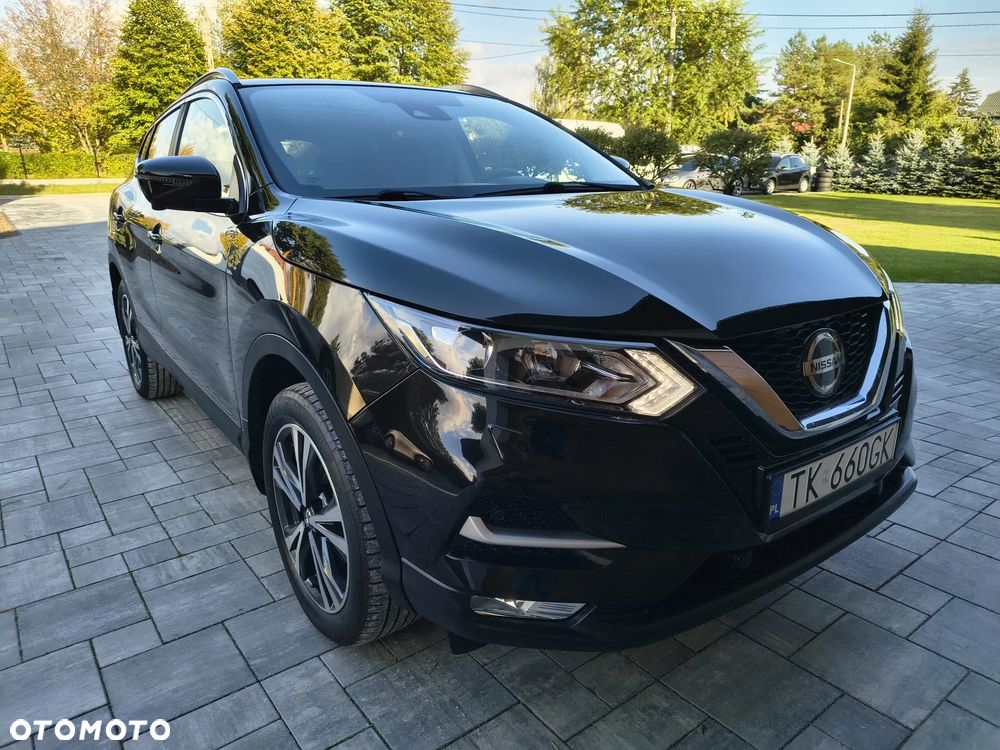 Nissan Qashqai 1.3 DIG-T N-Connecta - 1