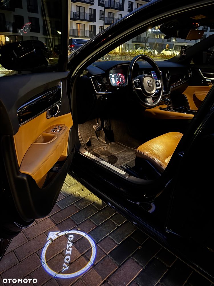 Volvo S90 T6 AWD Momentum - 20