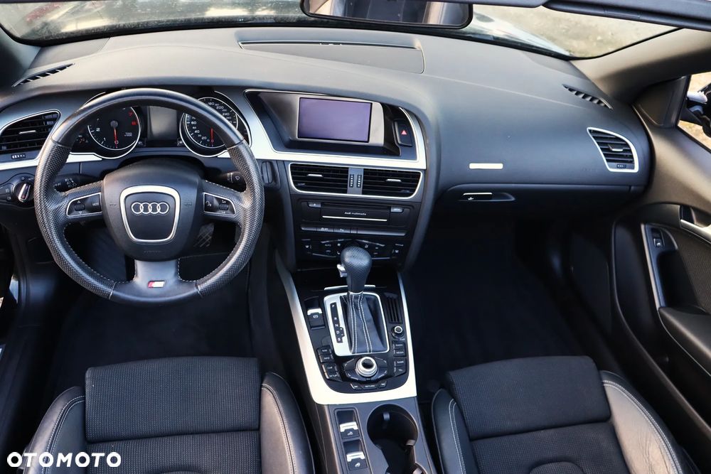 Audi A5 Cabrio - 9