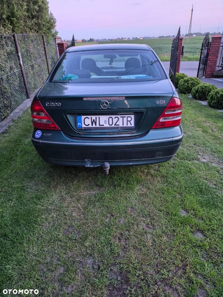 Mercedes-Benz Klasa C 220 T CDI Elegance - 4