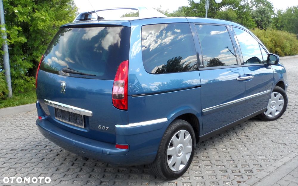 Peugeot 807 HDi 135 Premium - 4