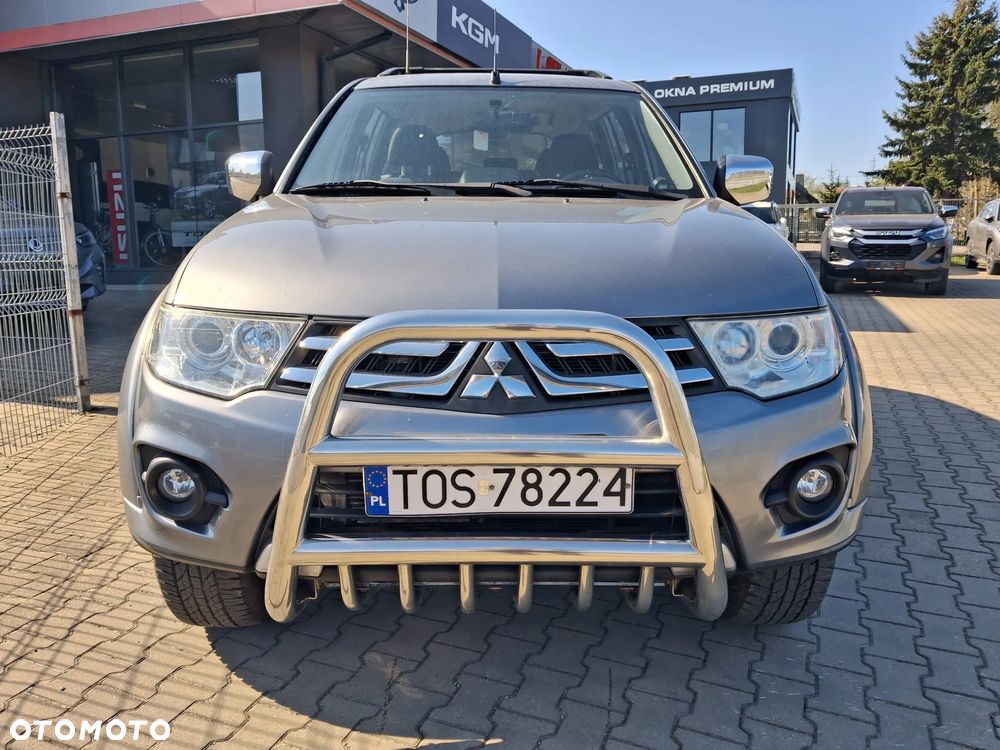 Mitsubishi Pajero Sport - 2