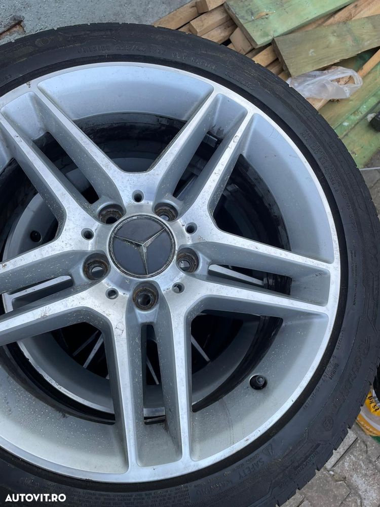 Mercedes-Benz C - 23