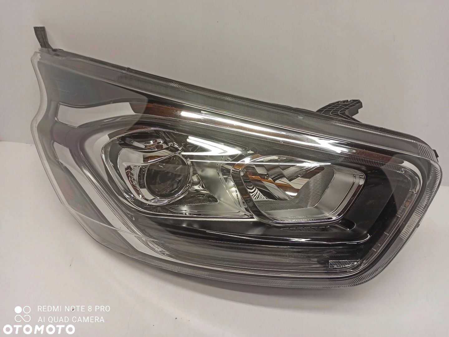 LAMPA PRAWA PRZÓD FORD CUSTOM JK21-13W029-DJ - 2