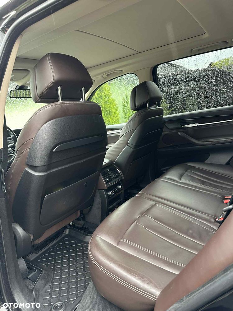 BMW X5 xDrive35i - 10