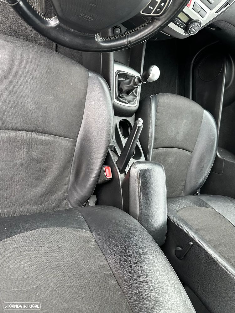 Kia Ceed S Coupé 1.6 CRDi TX - 21