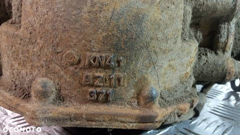 DYFERENCJAŁ MITSUBISHI PAJERO - 2