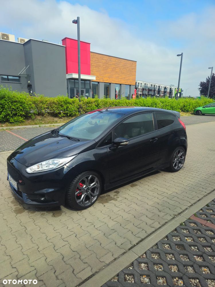 Ford Fiesta ST - 1
