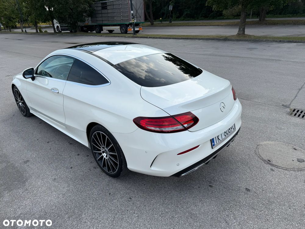 Mercedes-Benz Klasa C 300 d 4MATIC 9G-TRONIC - 13
