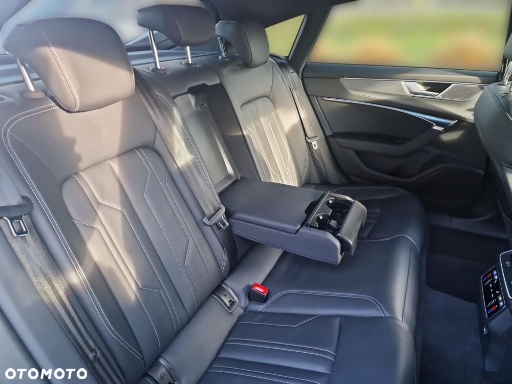 Audi A7 Sportback - 11