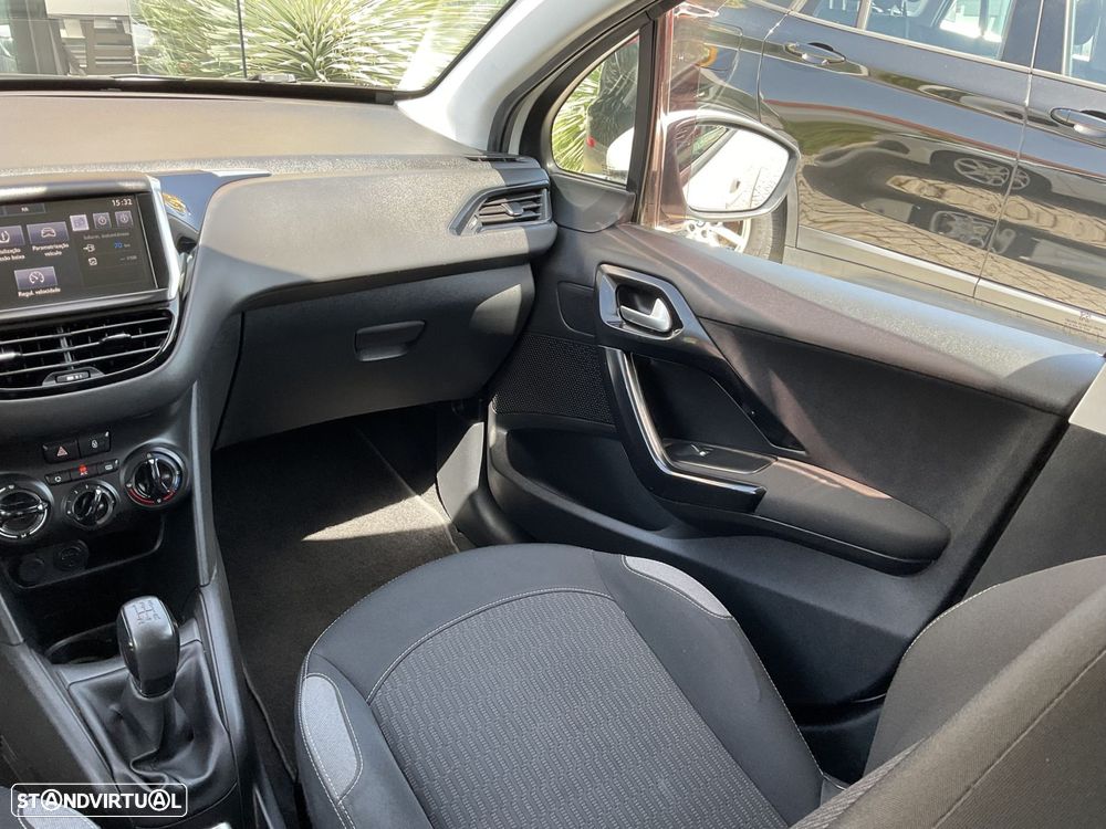 Peugeot 208 1.2 PureTech Active - 33