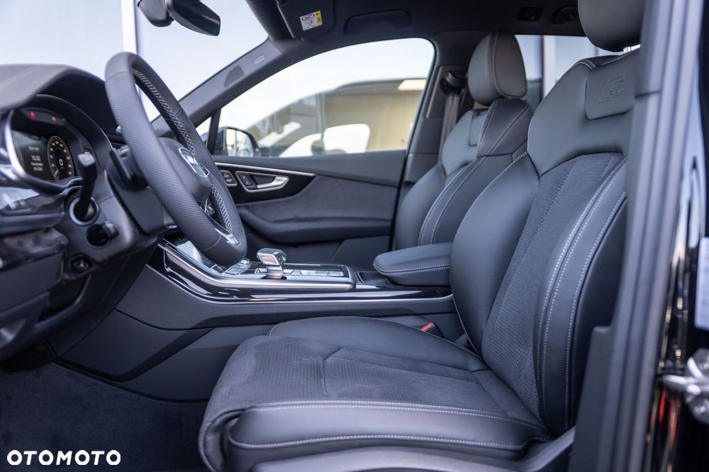 Audi Q7 60 TFSI e PHEV Quattro S Line Tiptr - 16