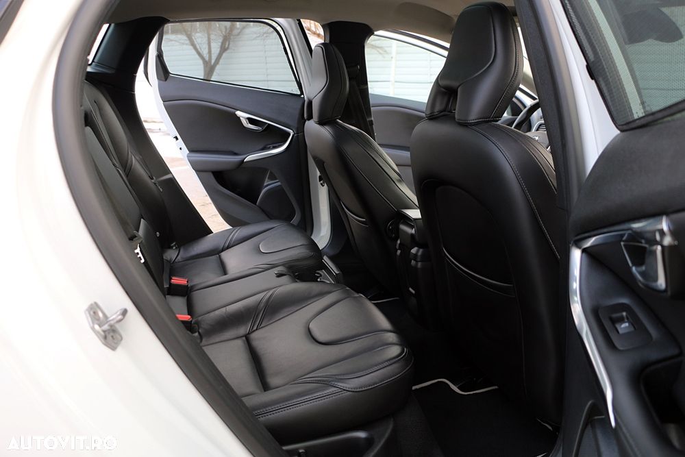 Volvo V40 D2 Geartronic Inscription - 15