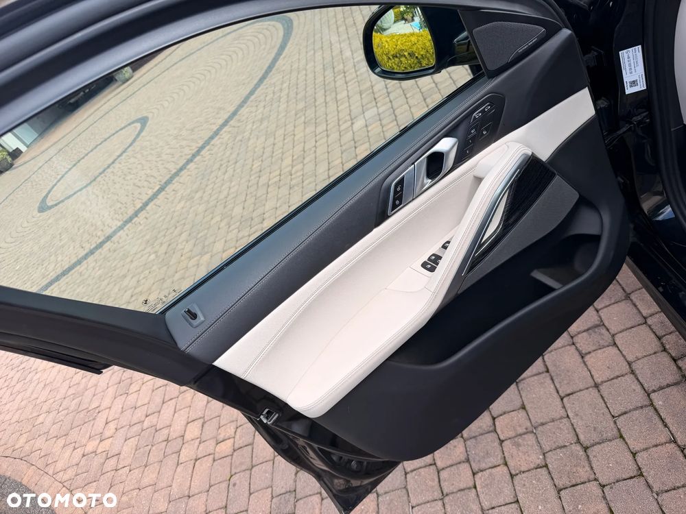 BMW X6 - 12