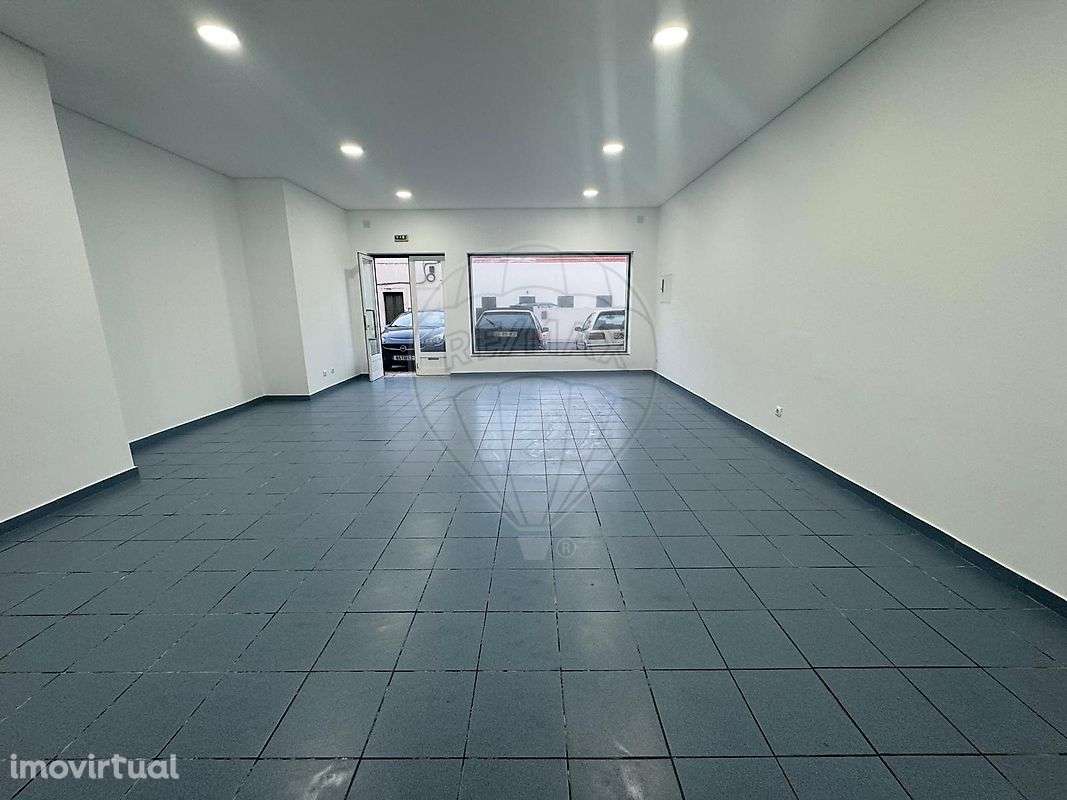 Loja  para arrendamento - Grande imagem: 4/13