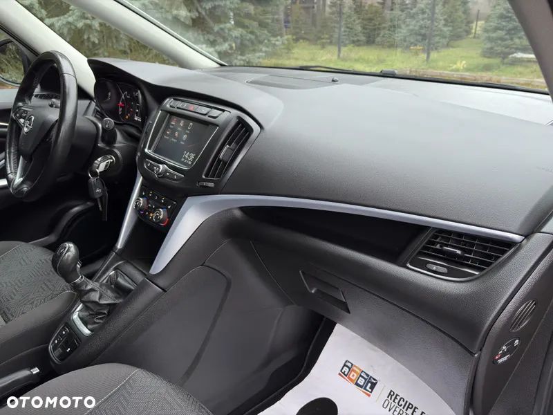 Opel Zafira 1.4 Turbo Business Edition - 4