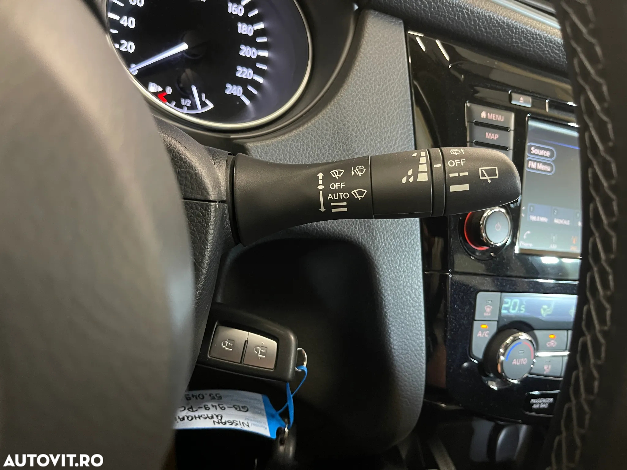 Nissan Qashqai 1.7 dCi Xtronic ALL-MODE 4x4i N-CONNECTA - 20
