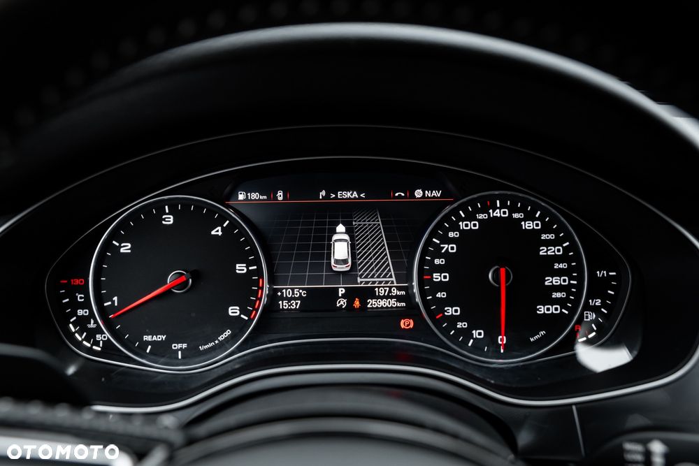 Audi A6 Avant - 32