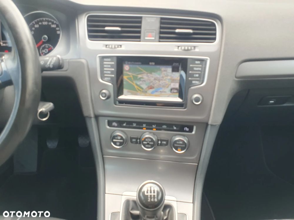 Volkswagen Golf 2.0 TDI BlueMotion Technology Lounge - 8