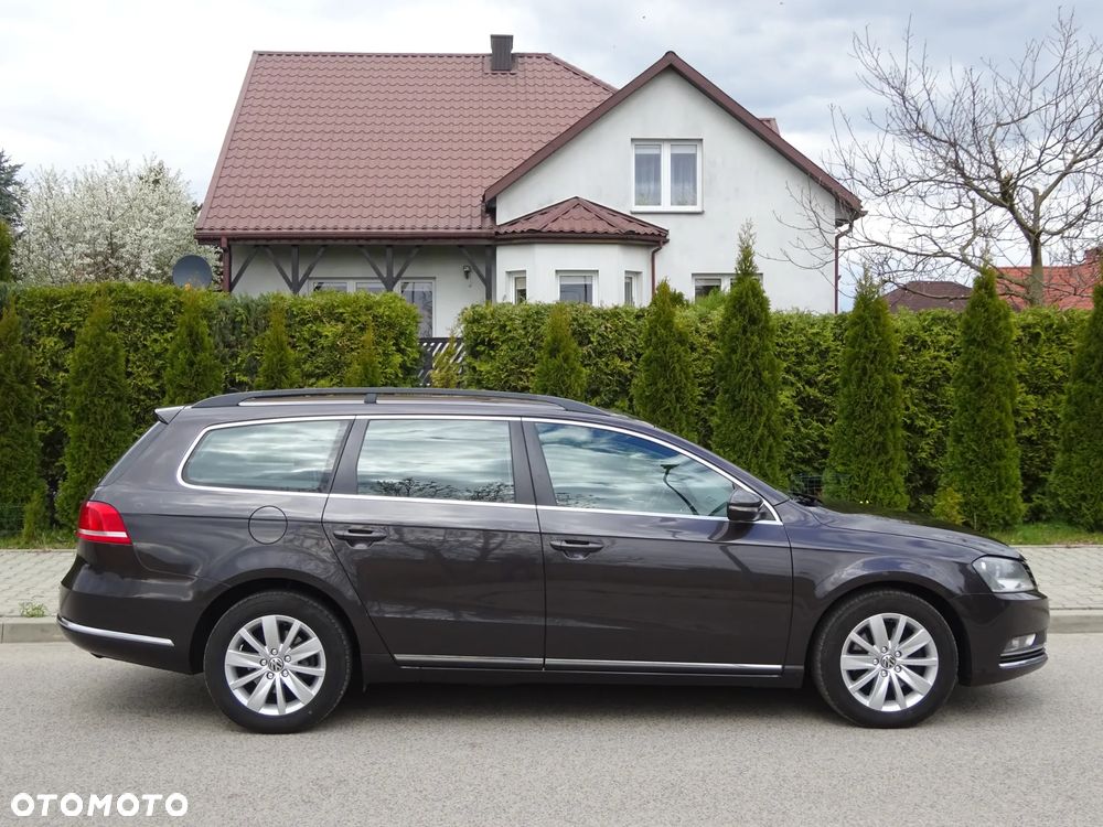 Volkswagen Passat - 22