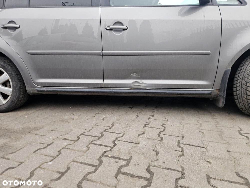 Volkswagen Touran - 7